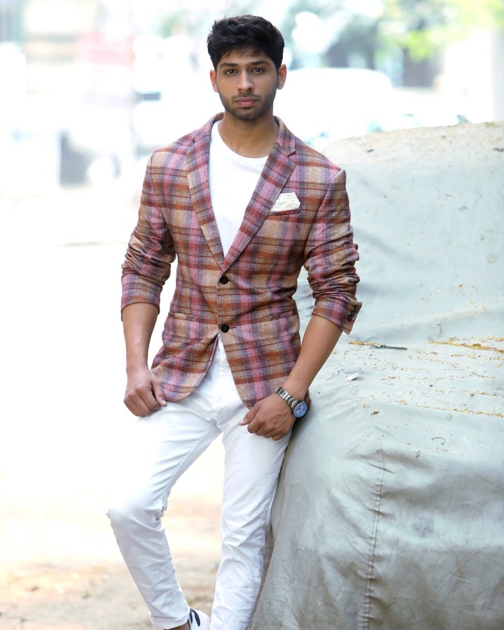 008_SANDEEP_IMM_Indin_Male_Model_IMG_20180525_081949_949